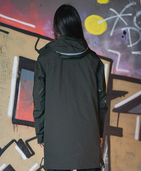 KRAKATAU PARKA TECNICO - Forum boutiques