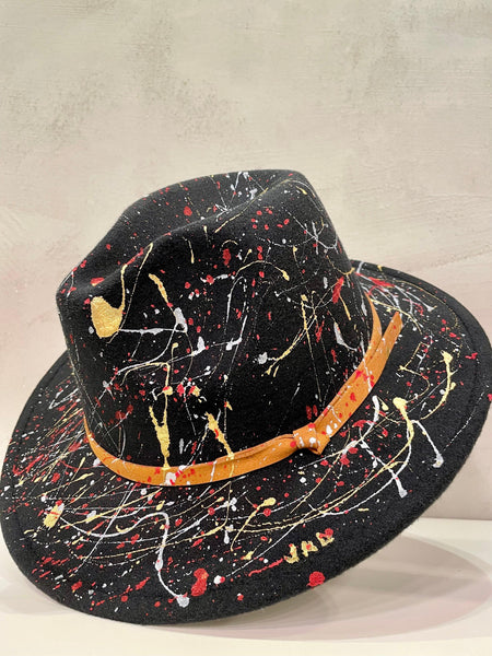 Cappello JAD in panno dipinto a mano - Forum boutiques