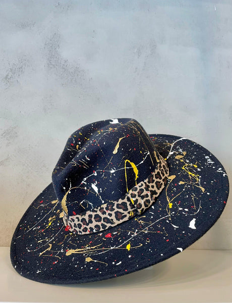 Cappello in panno JAD dipinto a mano - Forum boutiques